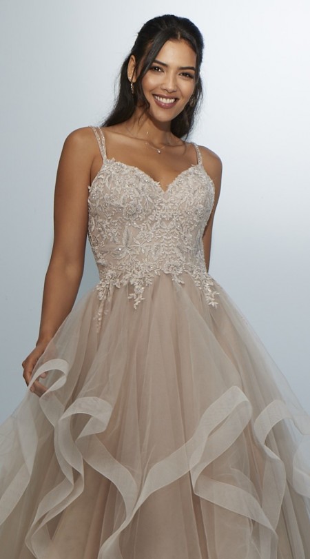 New Prom Dress for 2025 - REDUCED