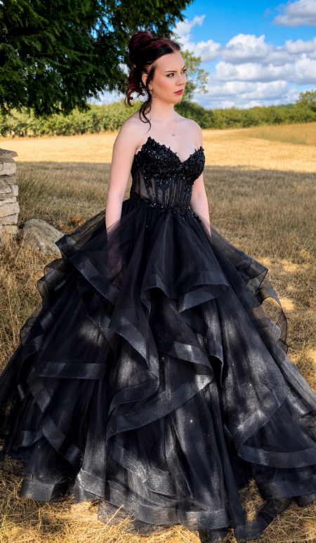 Black Ruffled 2027 Prom Dress
