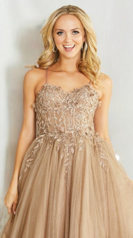 Prom 2025 Style - REDUCED